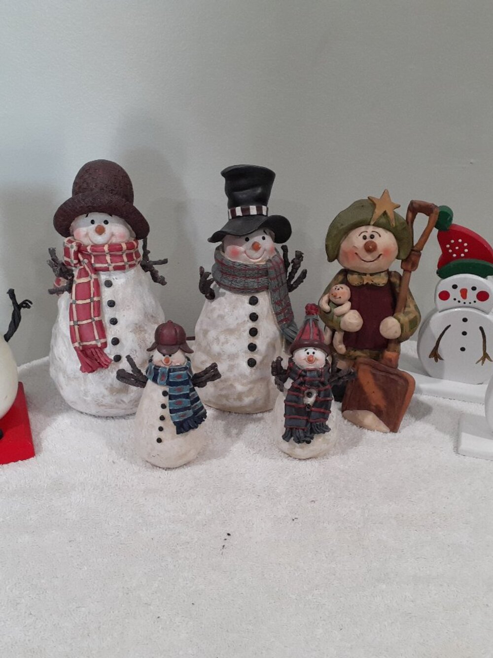 Snowman Christmas figurine decorations
